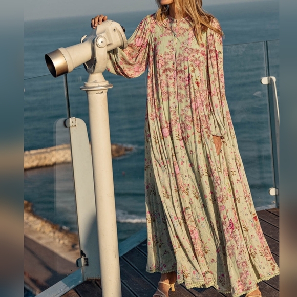 Hemant and Nandita Adira Floral Pink and White Maxi Dress-Size Large - Picture 3 of 17